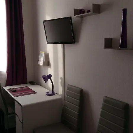 Hotel Montespan Lussac-les-Châteaux