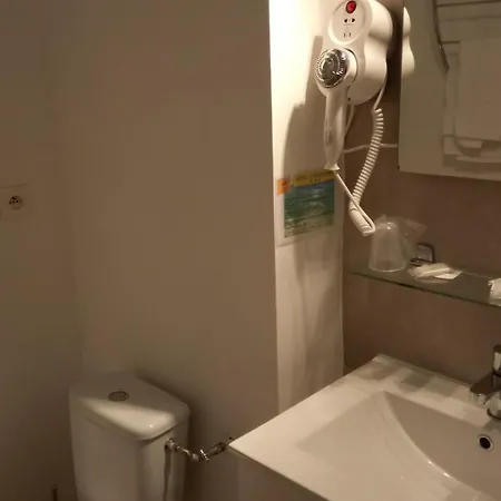 Hotel Montespan Lussac-les-Châteaux