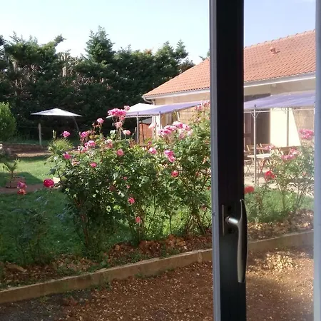 Montespan Hotel Lussac-les-Châteaux