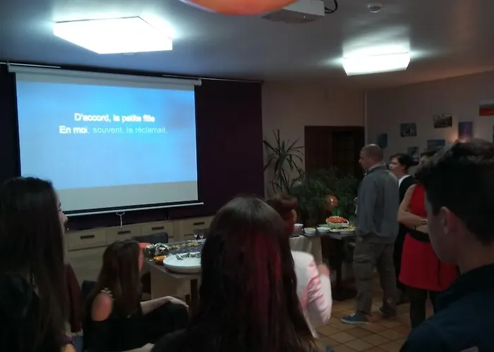 Montespan Hotel Lussac-les-Chateaux